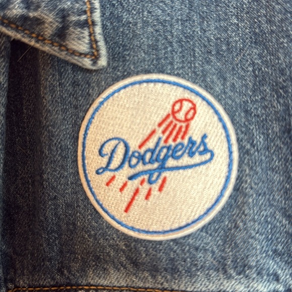 ⚾️ Authentic Levi’s MLB Dodgers, Jean jacket large - Picture 2 of 14